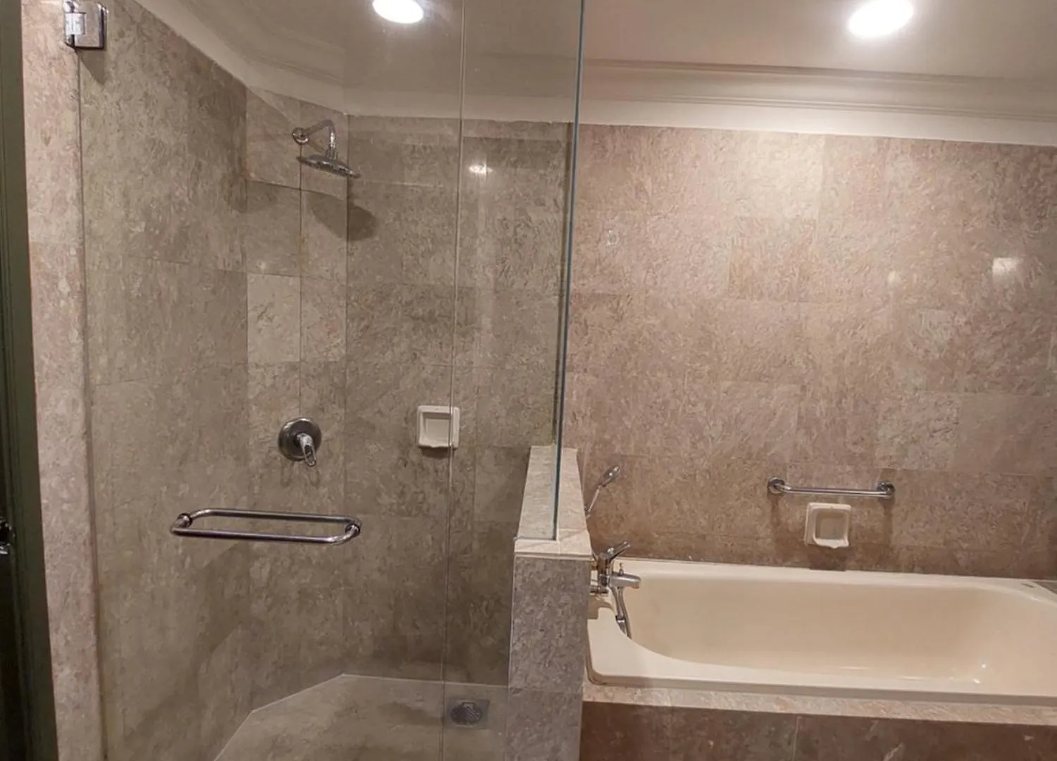 Kl Brave Service And Suite At Times Square Kuala Lumpur 0*,
